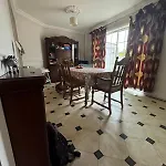 Nice Double Room Near Omni Shopping
