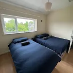 Nice Double Room Near Omni Shopping